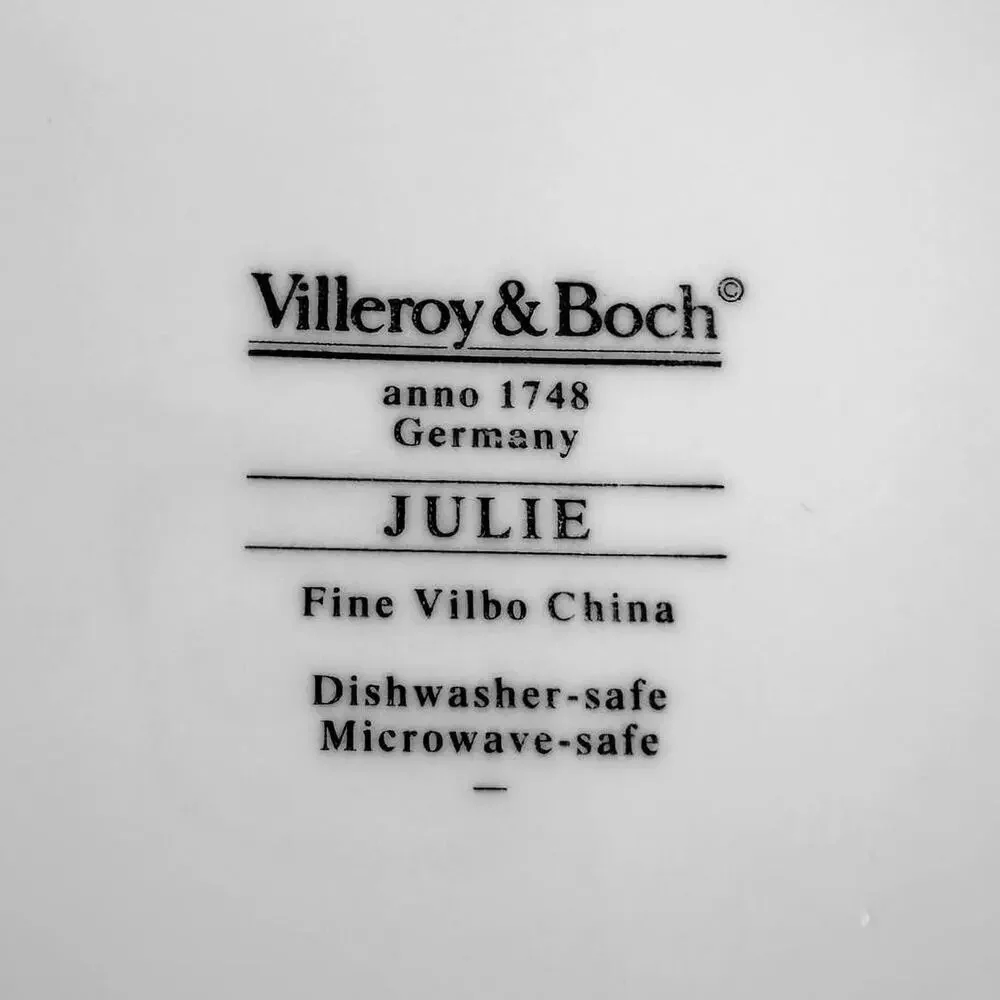 Vintage Villeroy & Boch Julie 2.5 Qt Round Covered Casserole Tureen w Lid